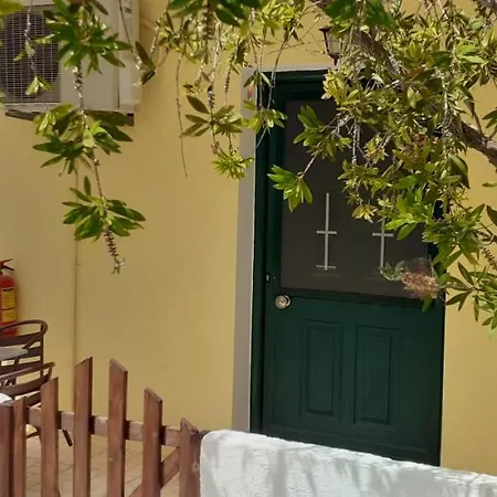 Eleftheria Apartment *